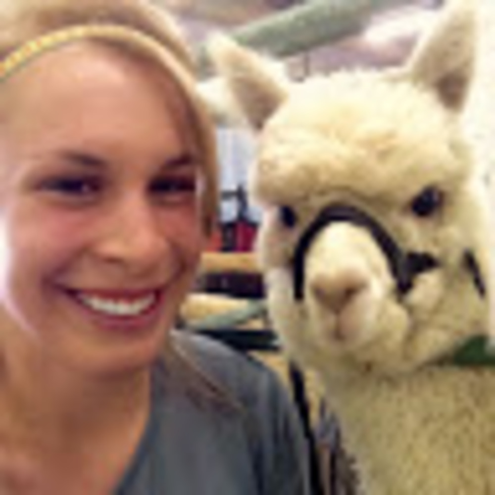 Meet your Posher, Corinne